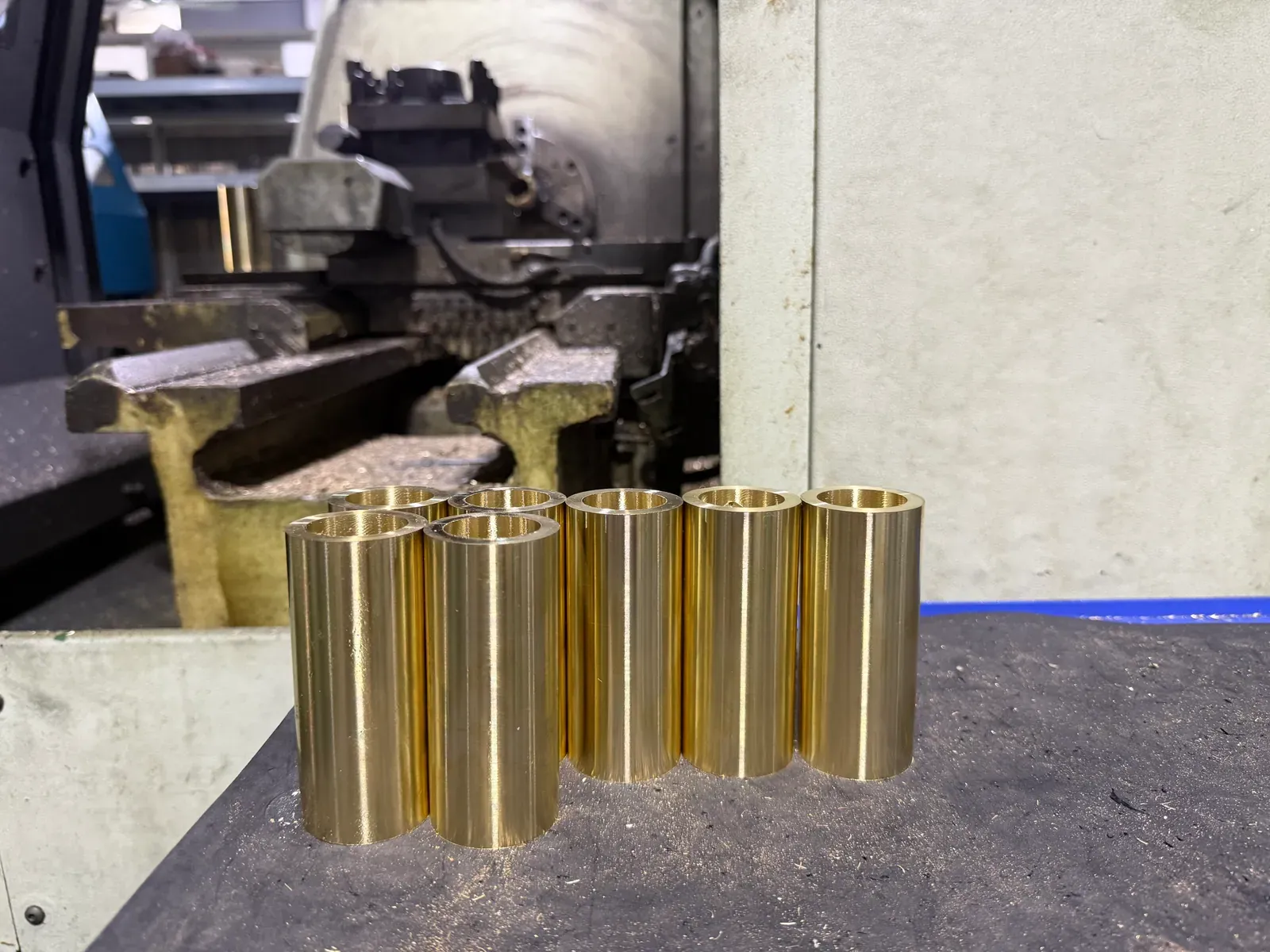 Sleeve bushings